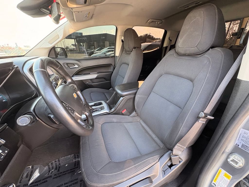 Used 2022 Chevrolet Colorado LT w/ Safety Package RWD image 23