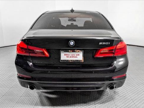 Used 2020 BMW 530i w/ Convenience Package image 7