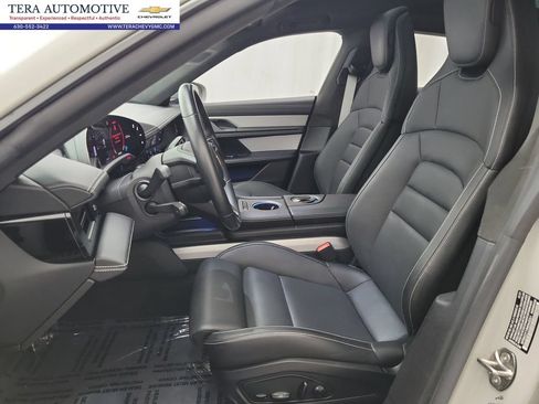 Used 2021 Porsche Taycan Turbo S AWD/4WD image 8
