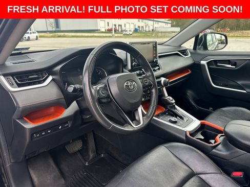 Used 2019 Toyota RAV4 Adventure w/ Cold Weather Package AWD/4WD image 11