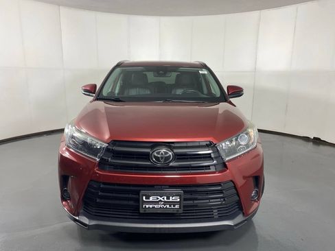 Used 2019 Toyota Highlander SE AWD/4WD image 6
