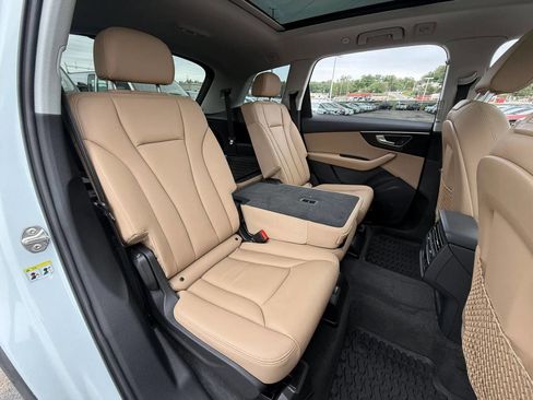 Used 2020 Audi Q7 3.0T Premium AWD/4WD image 11