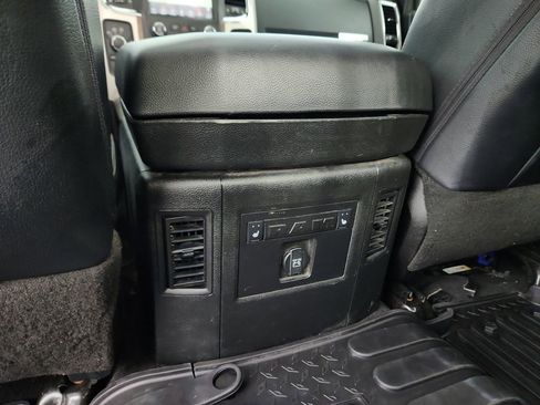 Used 2018 RAM 2500 Laramie w/ Off Road Package AWD/4WD image 24