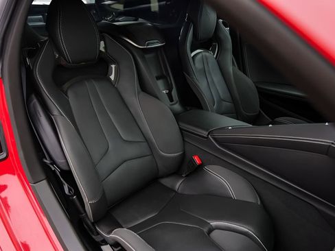 Used 2021 Chevrolet Corvette Stingray Preferred Cpe w/ Z51 Performance Package RWD image 24