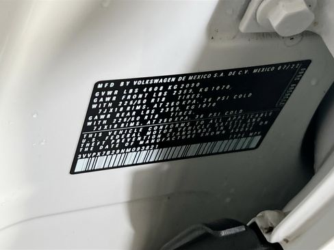 Used 2022 Volkswagen Taos SE image 31