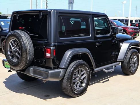 Used 2024 Jeep Wrangler Sport AWD/4WD image 6