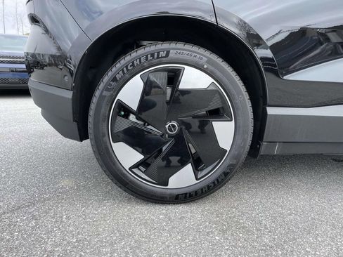 New 2025 Volvo EX30 Ultra w/ Protection Package Premier image 29