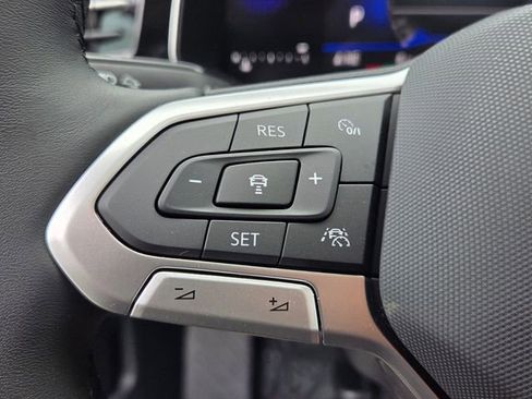 New 2026 Volkswagen Jetta SE FWD image 24