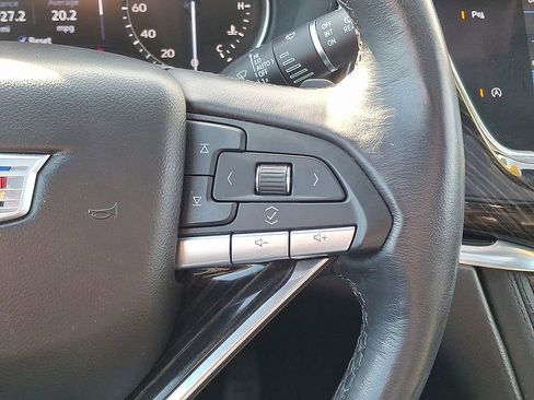 Used 2020 Cadillac XT6 Premium Luxury image 30