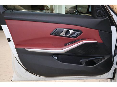 Certified 2024 BMW 330i Sedan w/ M Sport Package RWD image 10