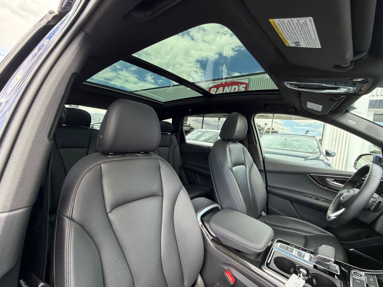 Used 2023 Audi Q7 2.0T Premium Plus w/ Premium Plus Package AWD/4WD image 22