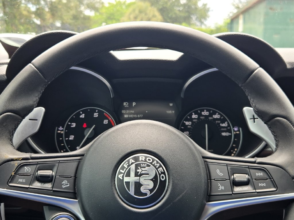 Used 2018 Alfa Romeo Stelvio Sport w/ Quick Order Package 22J Sport AWD/4WD image 21