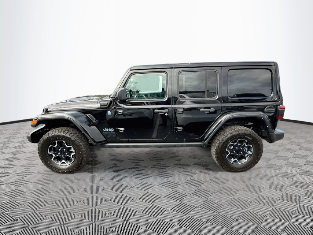 Used 2023 Jeep Wrangler Unlimited Rubicon 4xe w/ Cold Weather Group AWD/4WD image 9