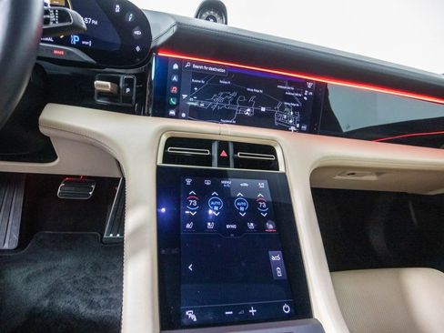 Used 2020 Porsche Taycan Turbo image 24