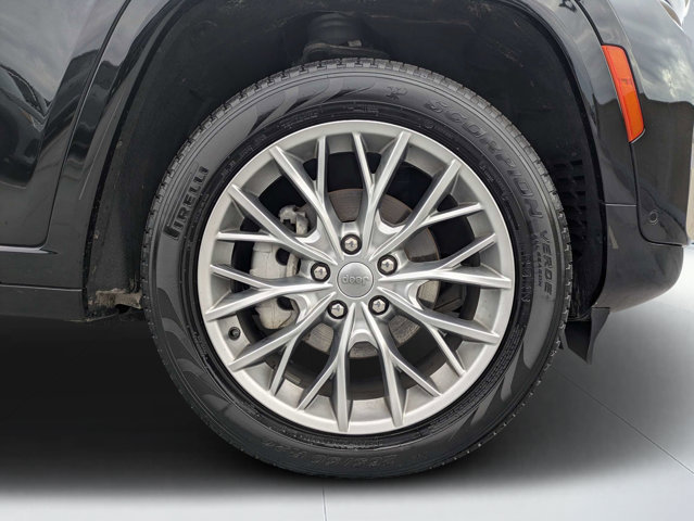 Certified 2025 Jeep Grand Cherokee Summit AWD/4WD image 10