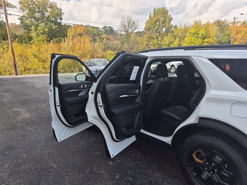 New 2026 Ford Explorer Tremor w/ Tremor Ultimate Package image 15