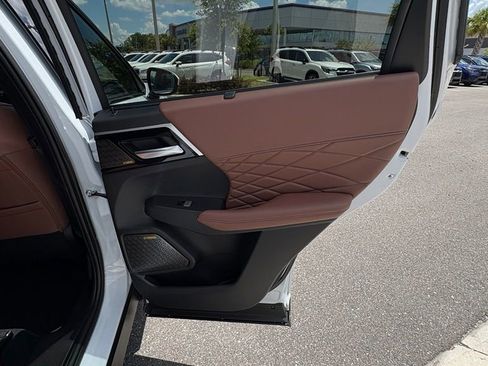 Used 2025 Mitsubishi Outlander SEL FWD image 19