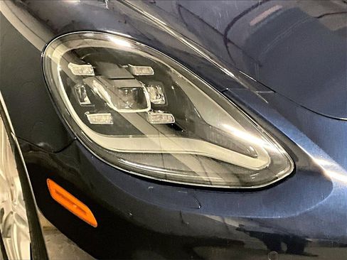 Certified 2019 Porsche Panamera 4 image 30