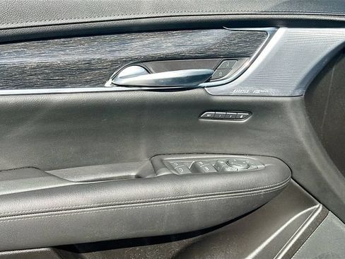 Used 2023 Cadillac XT5 Premium Luxury w/ Technology Package FWD image 13