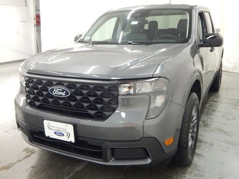 New 2025 Ford Maverick XLT w/ XLT Luxury Package image 9