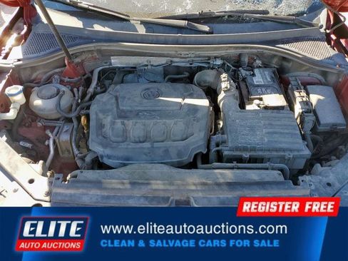 Used 2018 Volkswagen Tiguan S image 24
