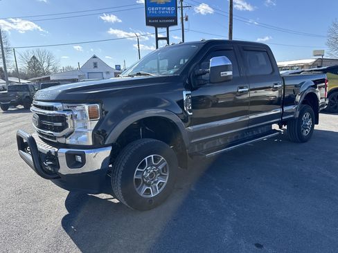 Used 2021 Ford F350 Lariat w/ Chrome Package image 6