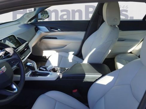 Used 2023 Cadillac CT4 Luxury w/ Sun And Sound Package image 14