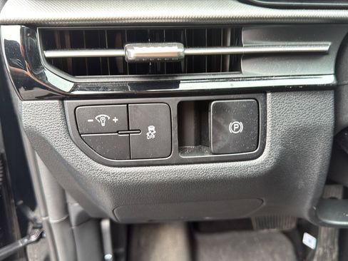 Used 2026 Kia Sportage LX AWD/4WD image 12