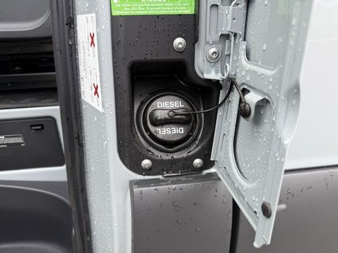 New 2025 Mercedes-Benz Sprinter 2500 image 21