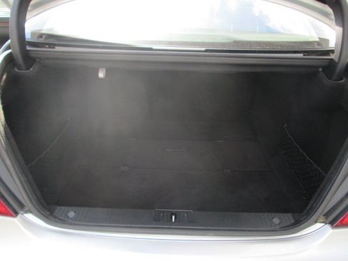 Used 2007 Mercedes-Benz S 550 image 11