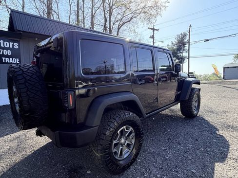 Used 2013 Jeep Wrangler Unlimited Rubicon w/ Dual Top Group image 5