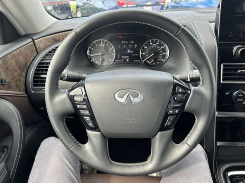 Used 2023 INFINITI QX80 Premium Select w/ Cargo Package AWD/4WD image 11