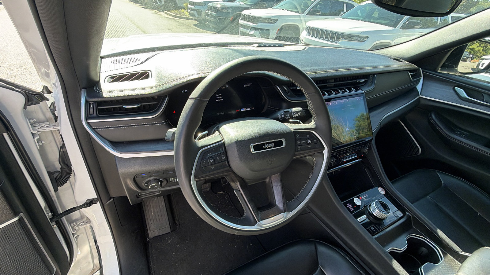 Used 2024 Jeep Grand Cherokee Limited 4xe AWD/4WD image 25