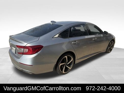 Used 2019 Honda Accord Sport image 3