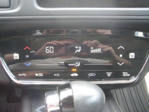Used 2022 Honda HR-V EX-L image 19