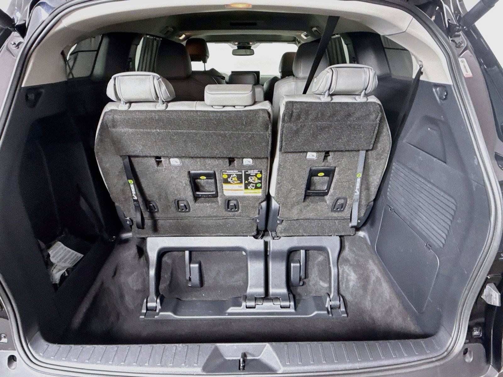 Certified 2026 Toyota Sienna XLE FWD image 40