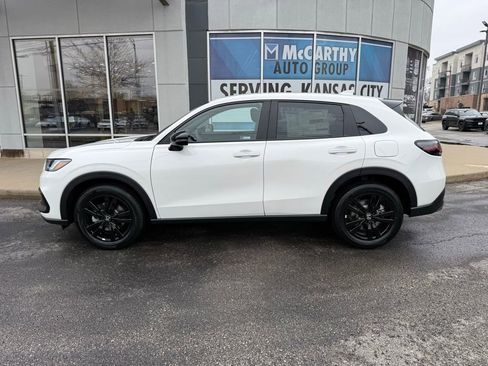 New 2026 Honda HR-V Sport image 2