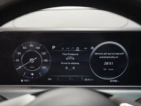 Used 2024 Kia Seltos EX image 23