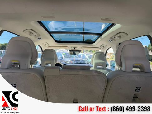 Used 2016 Volvo XC90 T6 Momentum w/ Momentum Plus Package image 17