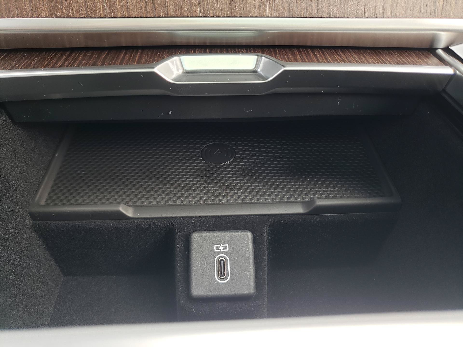 New 2026 Land Rover Range Rover SE AWD/4WD image 25