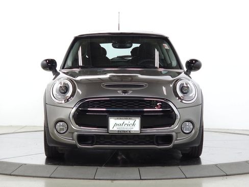 Used 2017 MINI Cooper S FWD image 2