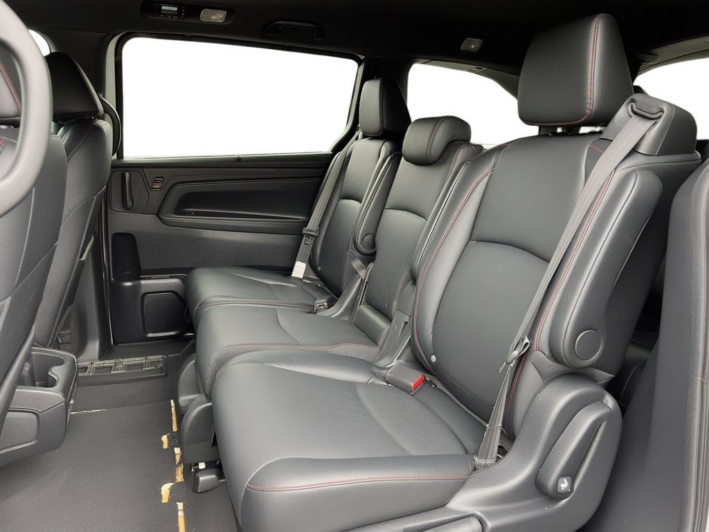 Used 2024 Honda Odyssey Sport image 7