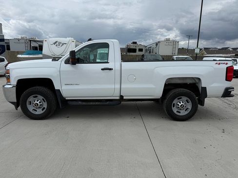 Used 2017 Chevrolet Silverado 2500 W/T w/ WT Convenience Package AWD/4WD image 6