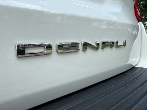 Used 2021 GMC Yukon Denali w/ LPO, Illumination Package image 7