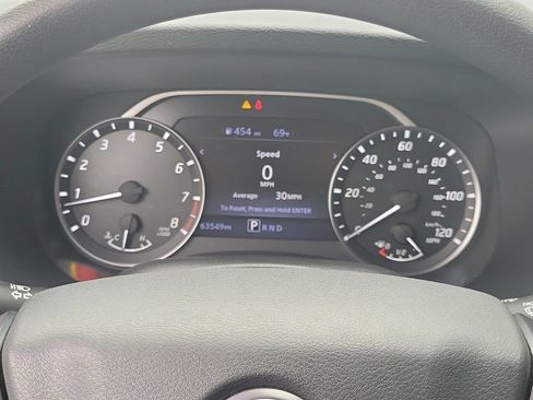 Used 2022 Nissan Frontier SV image 26