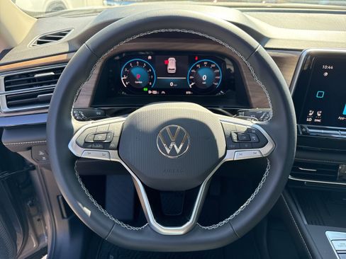 New 2026 Volkswagen Atlas SE FWD image 15