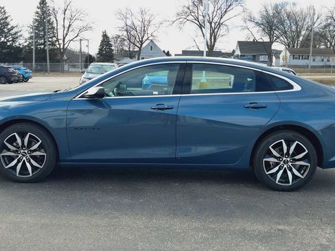 Certified 2025 Chevrolet Malibu RS w/ LPO, Floor Liner Package image 5