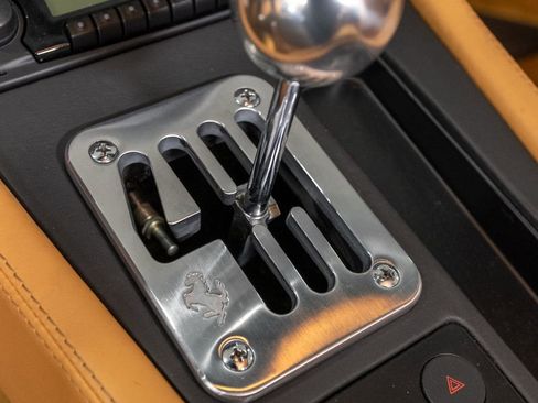Used 2001 Ferrari 550 Maranello Coupe RWD image 22