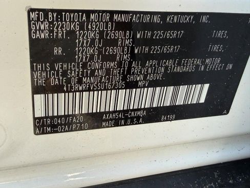 Used 2025 Toyota RAV4 XLE AWD/4WD image 29