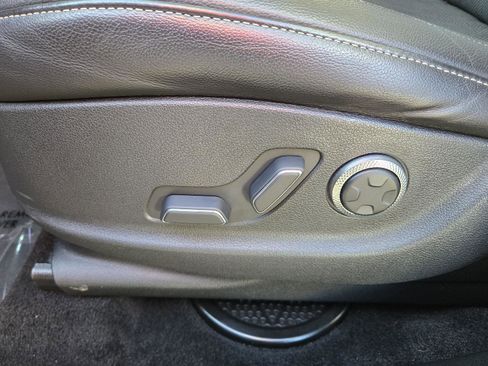 Used 2021 Genesis GV80 3.5T image 20